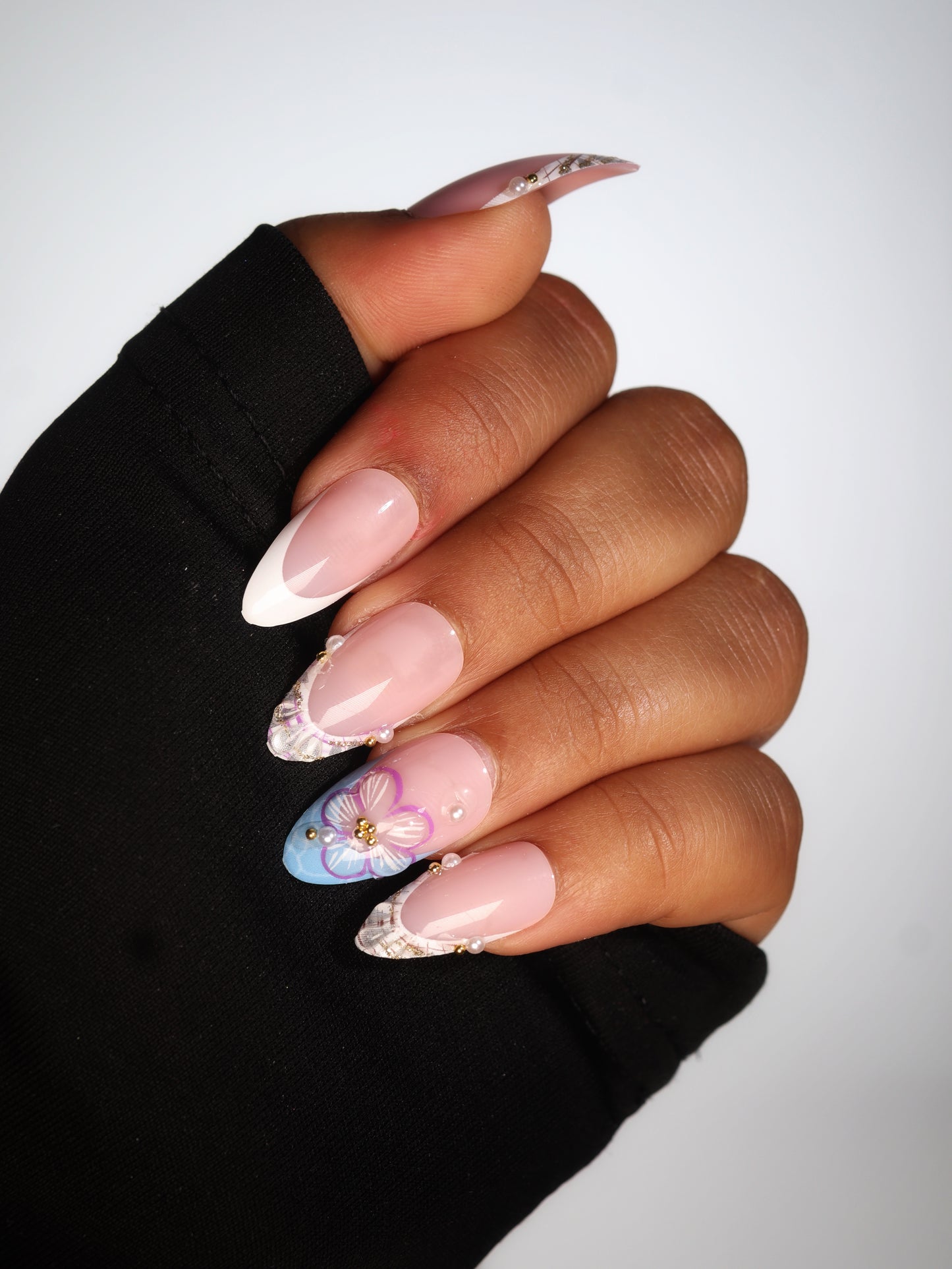 La Fleur 🌸 Press-on Nails
