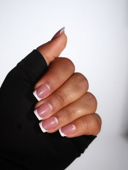 Frenchie short-Press-on Nails