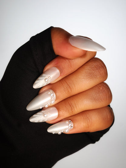 Wifey - Press-on Nails