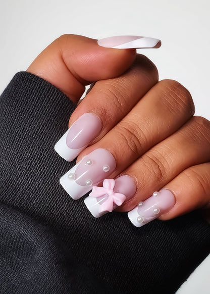 Wifey 🤍- Press-on Nails